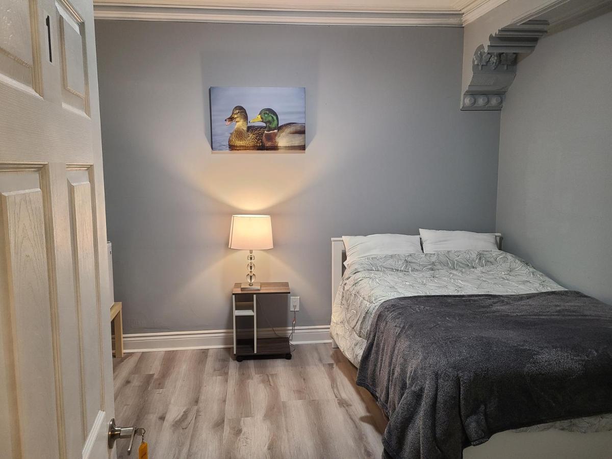 Downtown Ottawa Spacious Room Accommodation Exterior photo